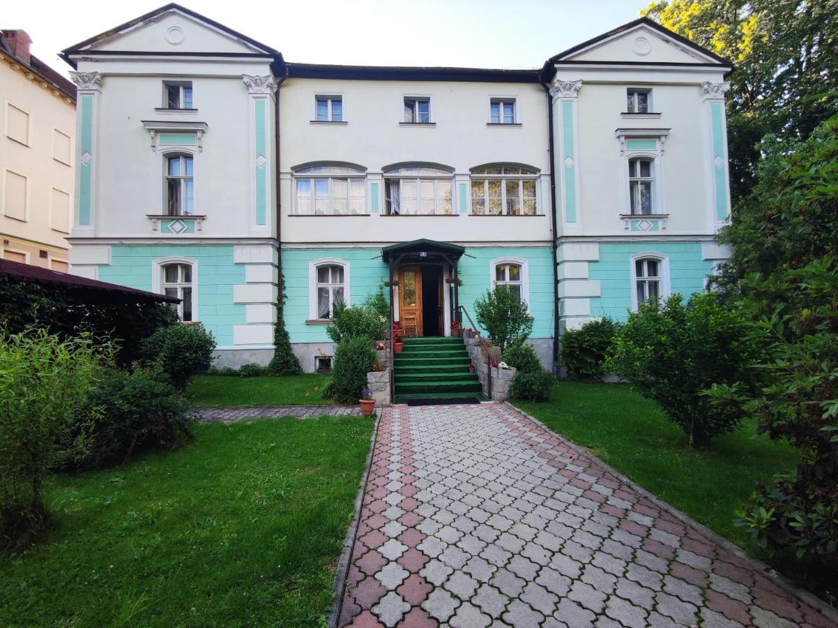 Willa Janina Lądek-Zdrój Extérieur photo